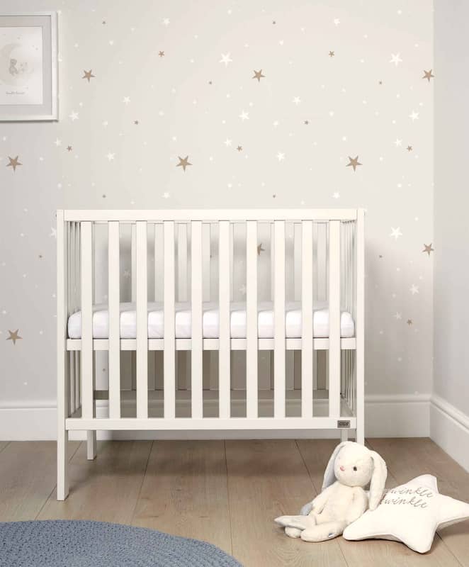 mamas-papas-cots-petite-compact-cot-for-baby-to-1-year-white-pine-24261501714597-1728094593467.jpg