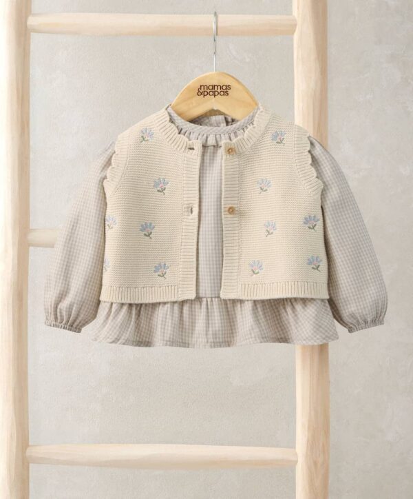 Kötött lány mellény és felső szett