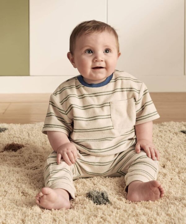 Csíkos frottír póló és jogger szett